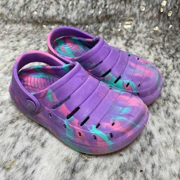 5 for $25🔥Rugged Shark Purple Marbled Crocs Girls Size 7 - Picture 1 of 6